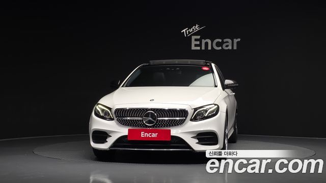 Mercedes-Benz E-Class 2020 — photo 3