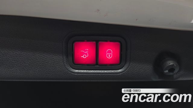 Mercedes-Benz E-Class 2020 — photo 27