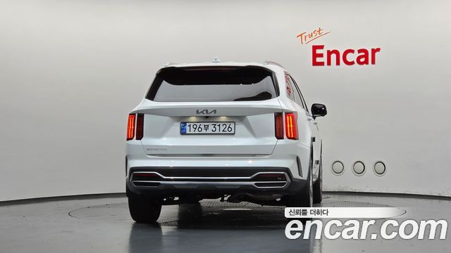 Kia Sorento 2023 — photo 4
