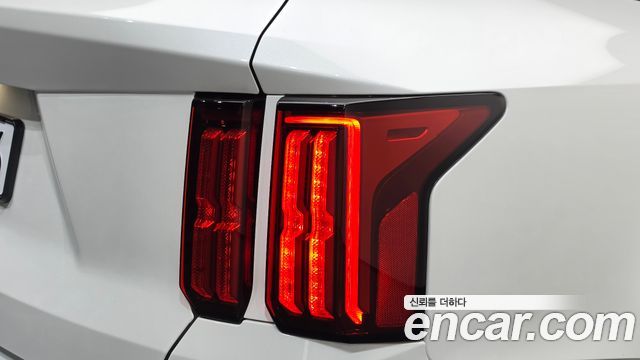 Kia Sorento 2023 — photo 9