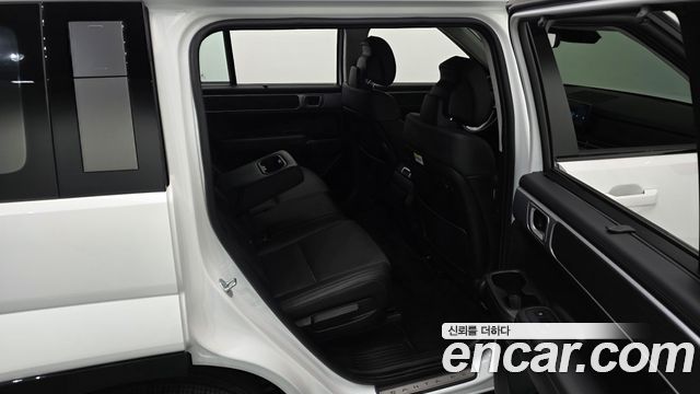 Hyundai Santafe 2025 — photo 18