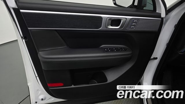 Hyundai Santafe 2025 — photo 14