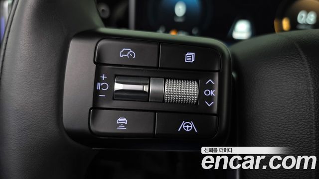Hyundai Santafe 2025 — photo 30