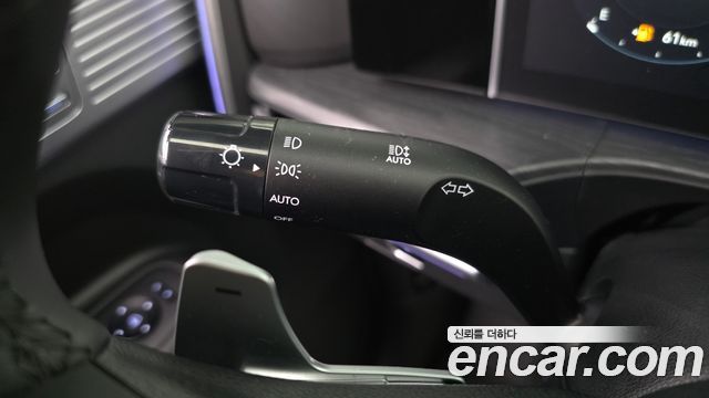 Hyundai Santafe 2025 — photo 31