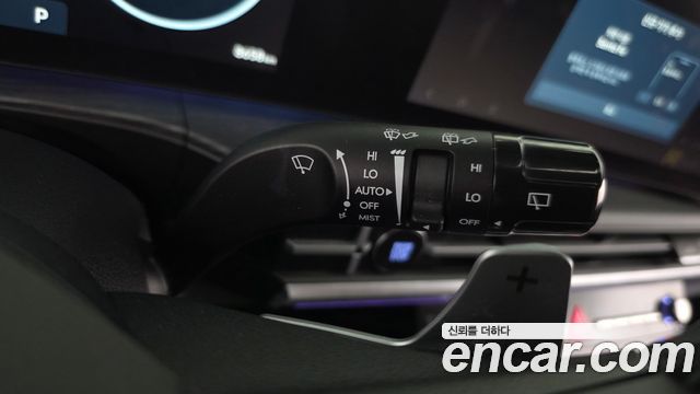 Hyundai Santafe 2025 — photo 33