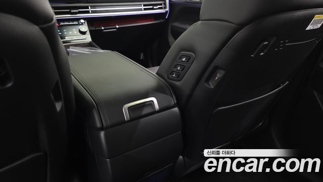 Hyundai Santafe 2025 — photo 35