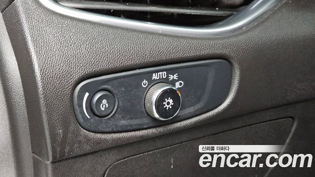Chevrolet Korea Malibu 2017 — photo 13