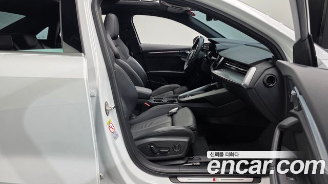 Audi A3 2024 — photo 11