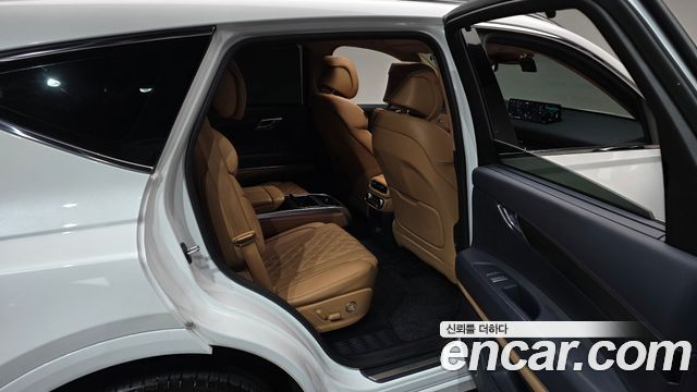 Genesis GV80 2023 — photo 18