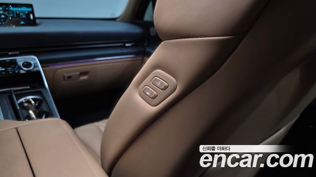 Genesis GV80 2023 — photo 36
