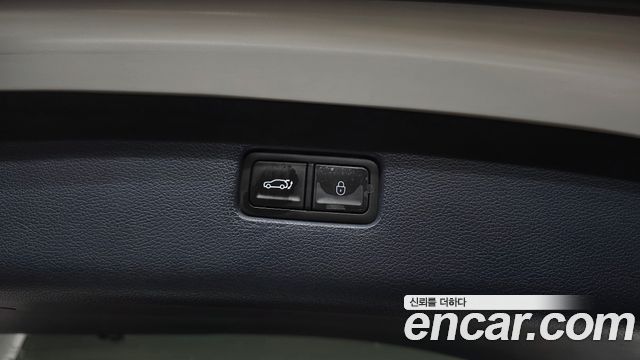 Genesis GV80 2023 — photo 38