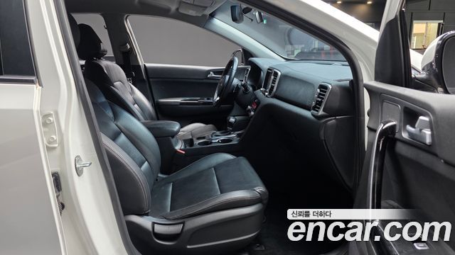 Kia Sportage 2017 — photo 16
