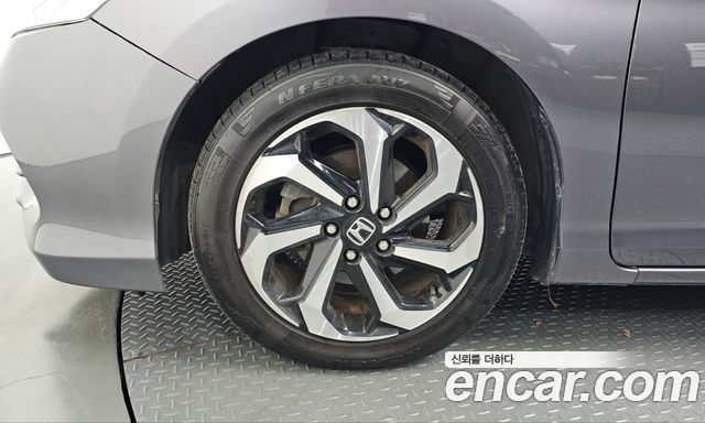 Honda Accord 2017 — photo 5