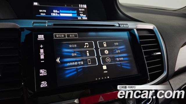 Honda Accord 2017 — photo 21