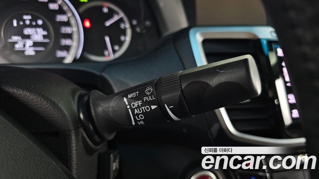 Honda Accord 2017 — photo 23