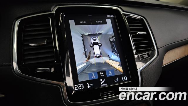 Volvo XC90 2018 — photo 21