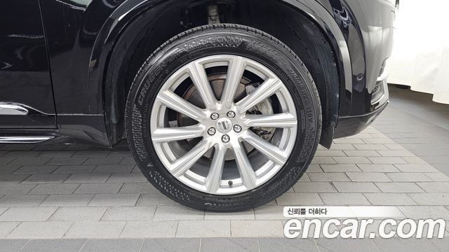 Volvo XC90 2018 — photo 7