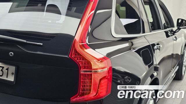 Volvo XC90 2018 — photo 9