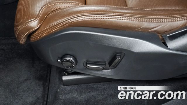 Volvo XC90 2018 — photo 16
