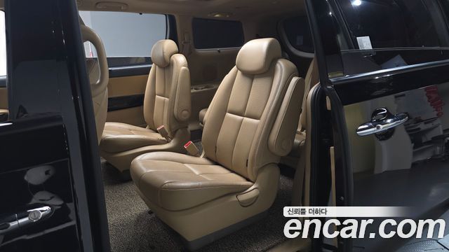 Kia Canival 2019 — photo 18