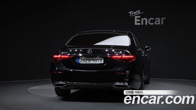 Mercedes-Benz S-Class 2023 — photo 4