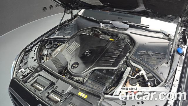 Mercedes-Benz S-Class 2023 — photo 6
