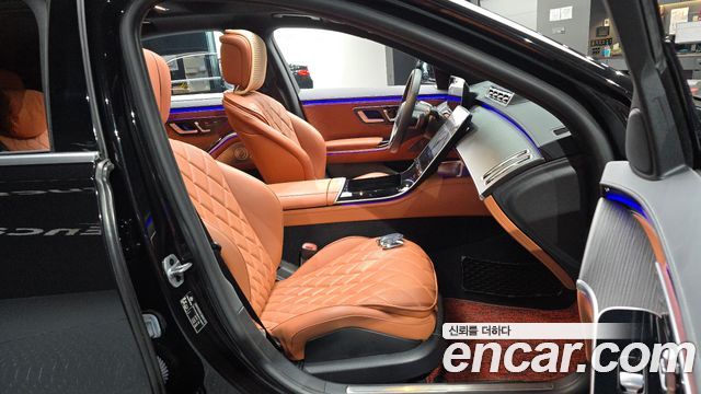 Mercedes-Benz S-Class 2023 — photo 18