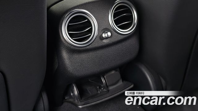 Mercedes-Benz E-Class 2023 — photo 31