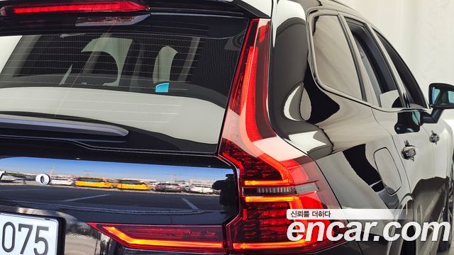 Volvo XC60 2026 — photo 9