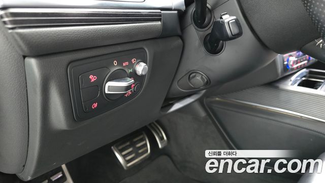 Audi A6 2016 — photo 18