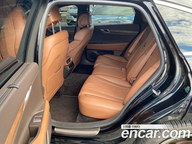 Genesis G80 2022 — photo 13
