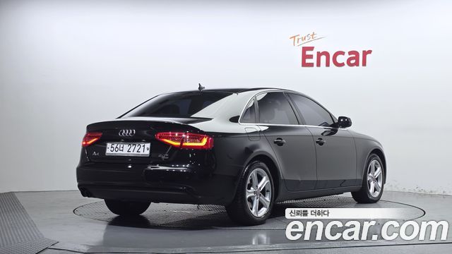 Audi A4 2013 — photo 2