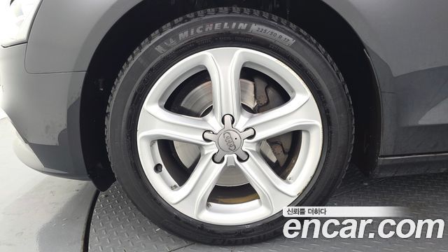 Audi A4 2013 — photo 5