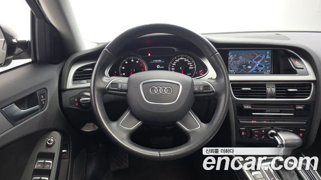 Audi A4 2013 — photo 13