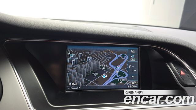 Audi A4 2013 — photo 15