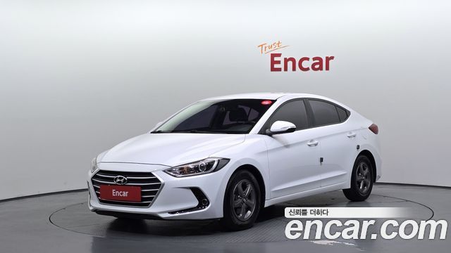 Hyundai AVANTE 2017 — photo 1