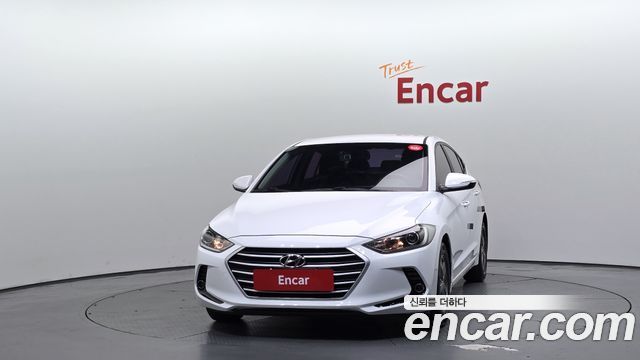 Hyundai AVANTE 2017 — photo 3
