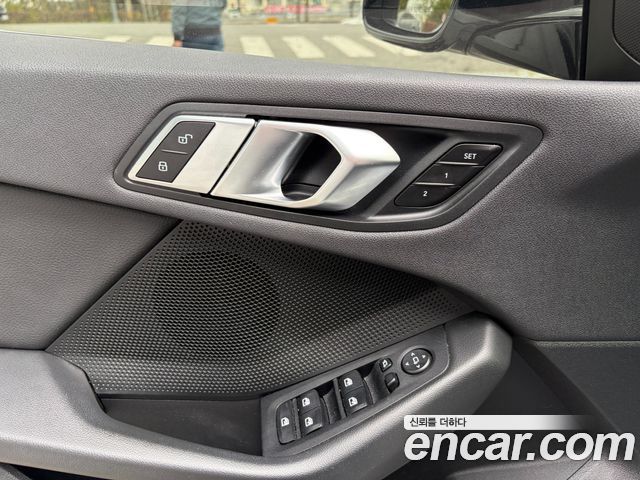 BMW 2-Series 2021 — photo 11