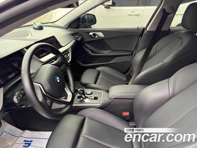 BMW 2-Series 2021 — photo 13