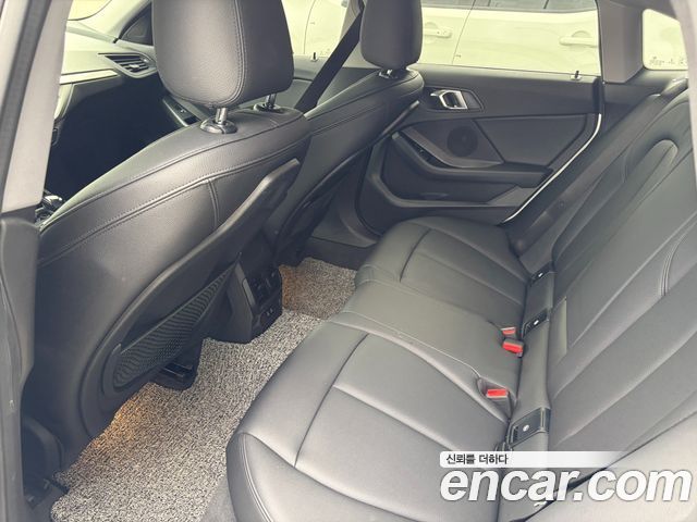 BMW 2-Series 2021 — photo 14