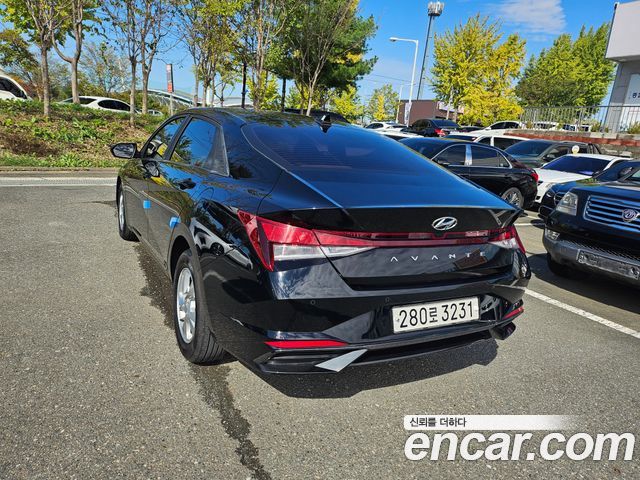 Hyundai AVANTE 2021 — photo 4