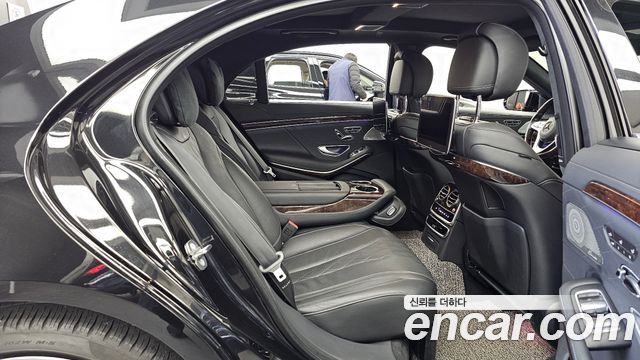 Mercedes-Benz S-Class 2020 — photo 18