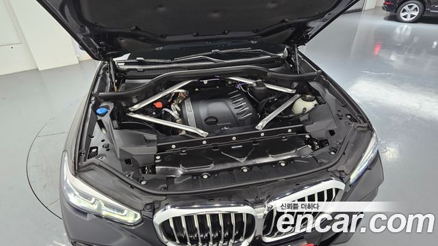 BMW X5 2021 — photo 6