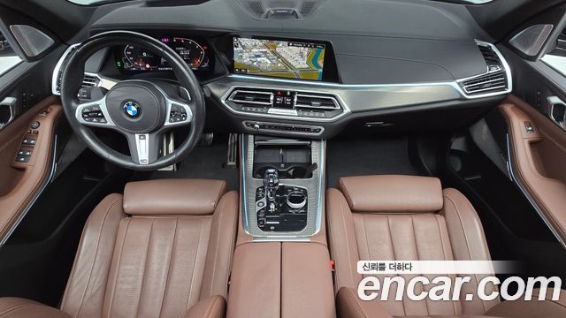 BMW X5 2021 — photo 7