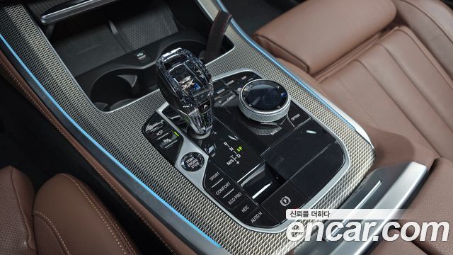 BMW X5 2021 — photo 9
