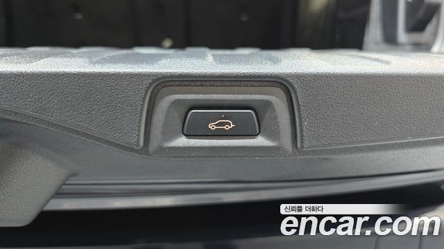 BMW X5 2021 — photo 16