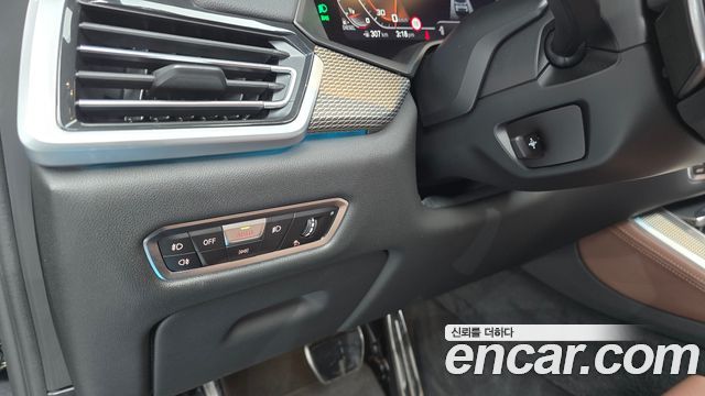 BMW X5 2021 — photo 19