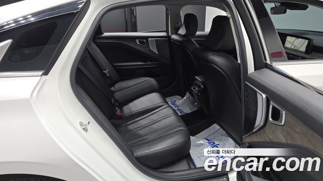 Kia K8 2024 — photo 17