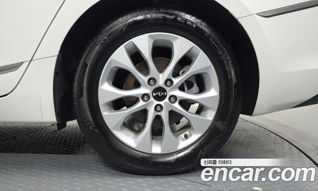 Kia K8 2024 — photo 7
