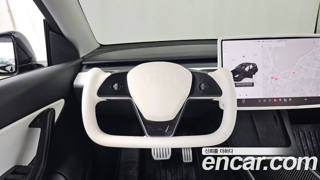 Tesla Model Y 2022 — photo 18